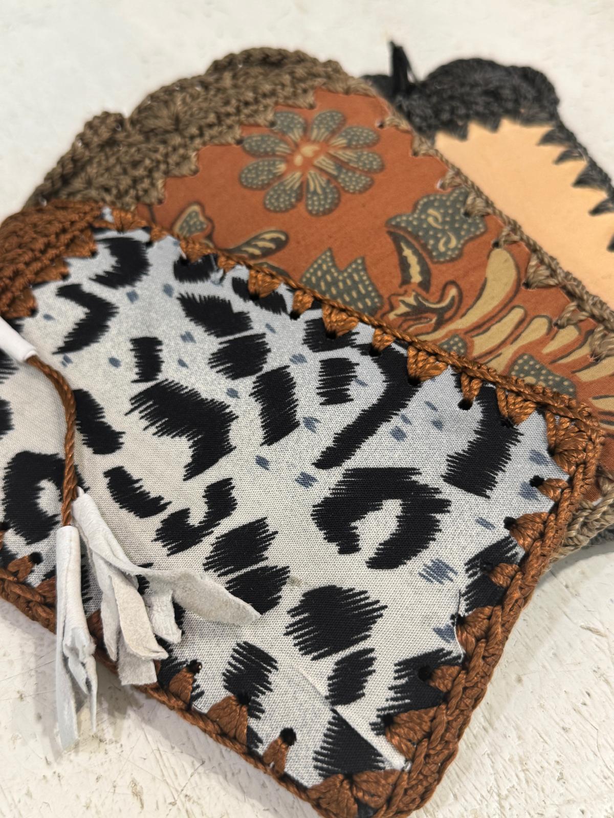 PORTAOCCHIALI/PORTATELEFONO