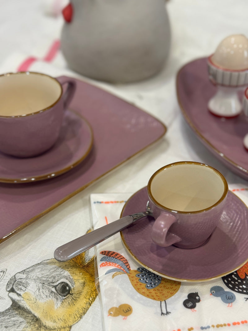 Apparecchiare la tavola é già un atto politico