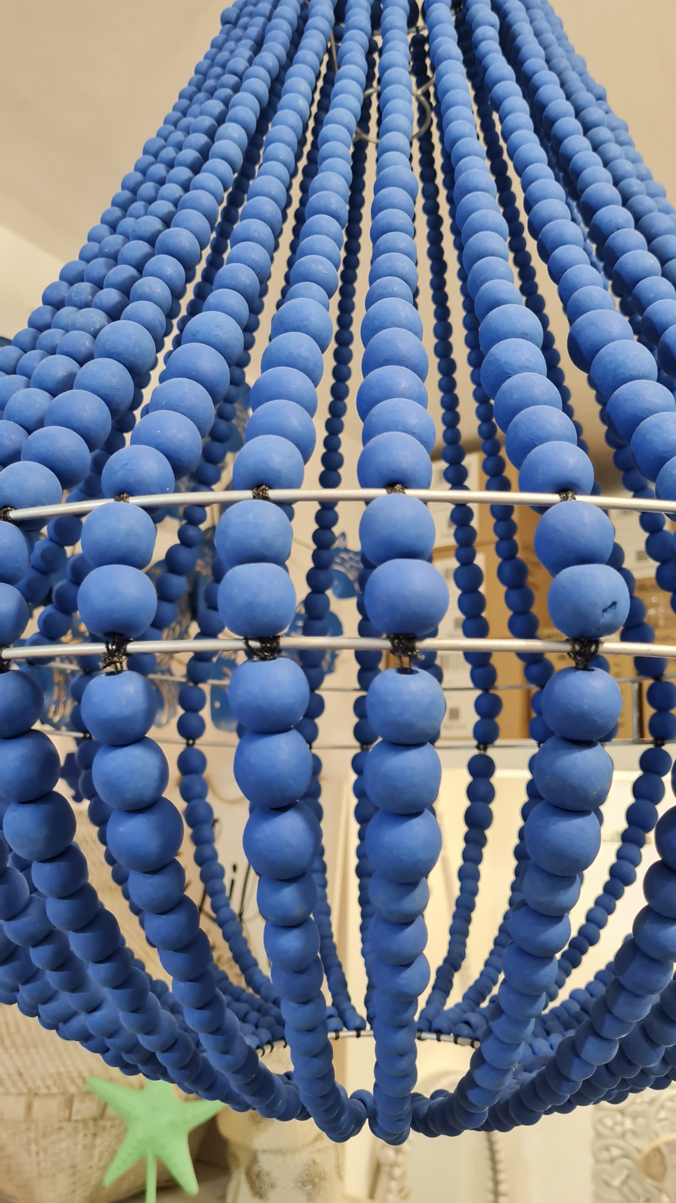 lampadario palline legno  grande blu