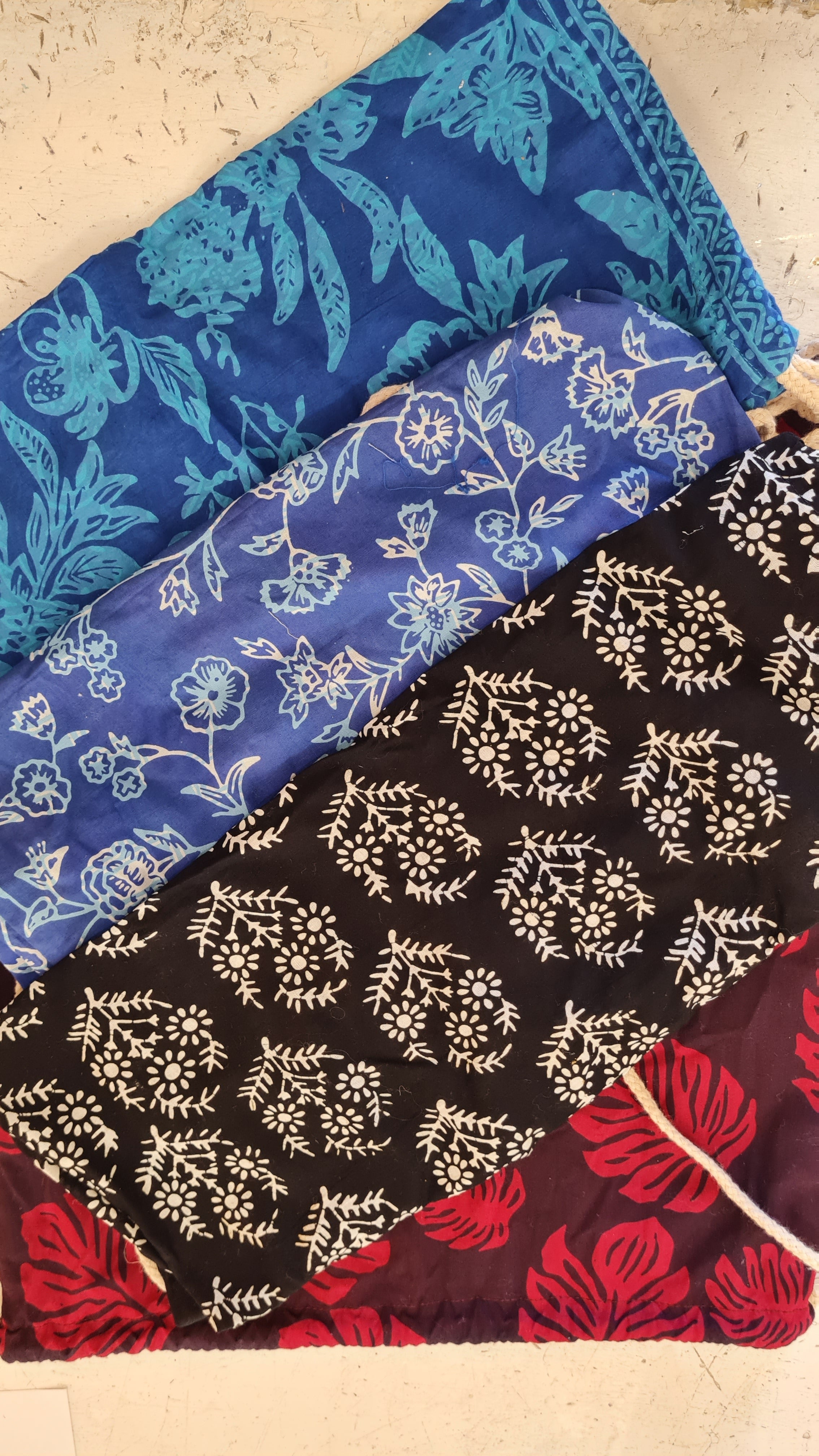 ZAINETTO TESSUTO BATIK