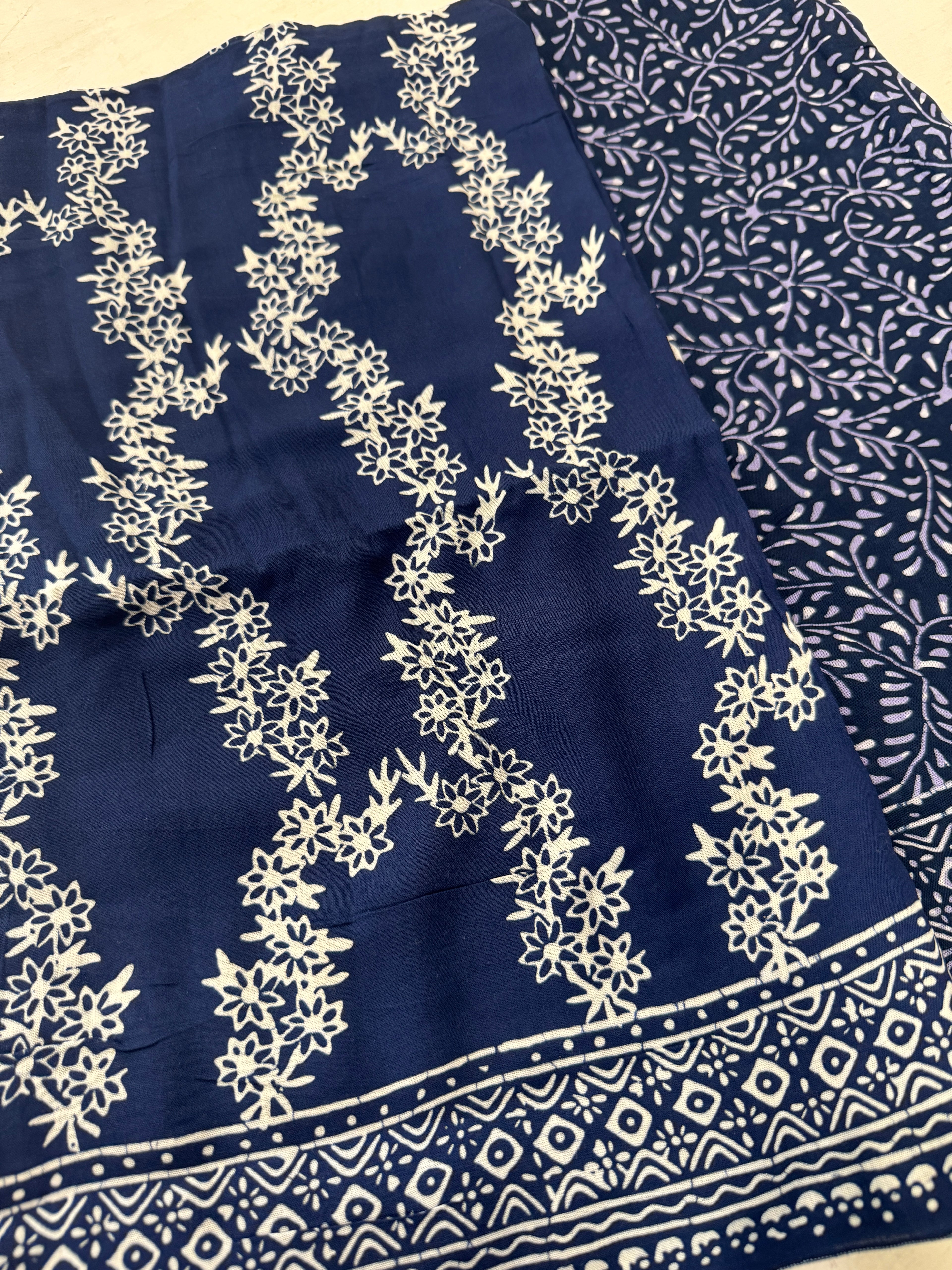 PAREO CHIFFON BLU NAVY GHIRLANDA BIANCA
