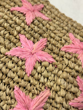 Carica l&#39;immagine nel visualizzatore di Gallery, POCHETTE RAFIA STELLINE
