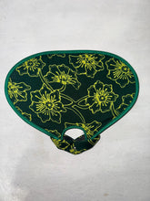 Carica l&#39;immagine nel visualizzatore di Gallery, VENTAGLIO CHIUDIBILE BATIK
