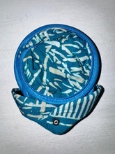 Carica l&#39;immagine nel visualizzatore di Gallery, VENTAGLIO CHIUDIBILE BATIK
