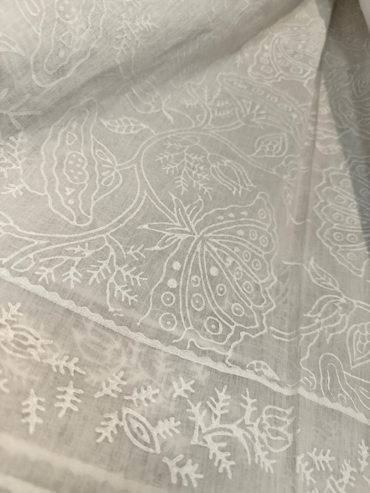 TENDA BIANCA FIORI BIANCHI