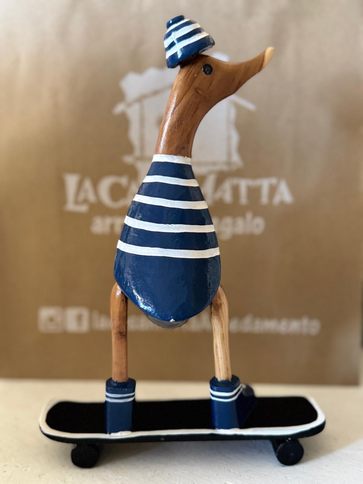 Papera Decorativa In Legno Skate Blu Righe Bianche