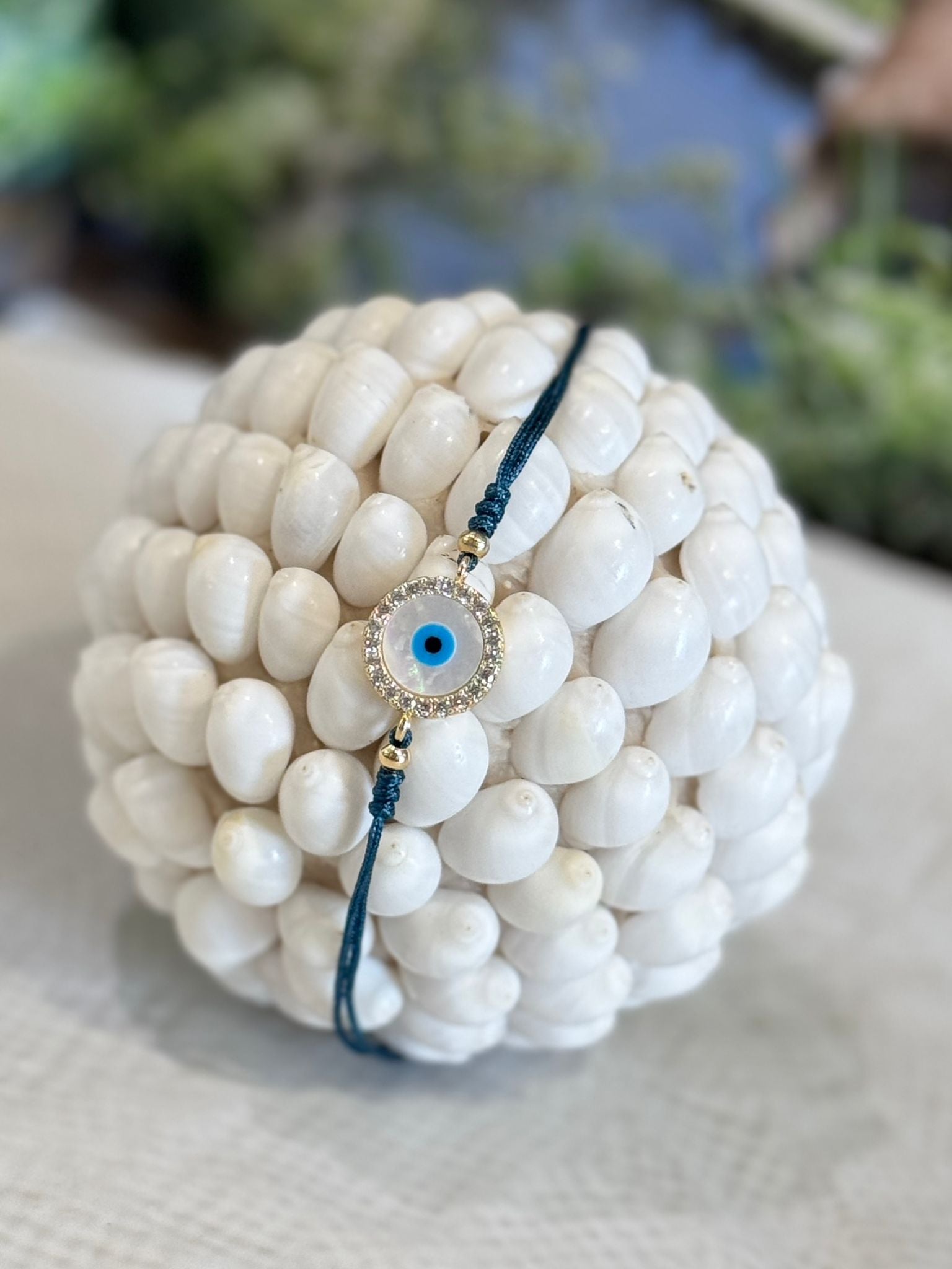 BRACCIALE FILO DI COTONE E PICCOLI ZIRCONI