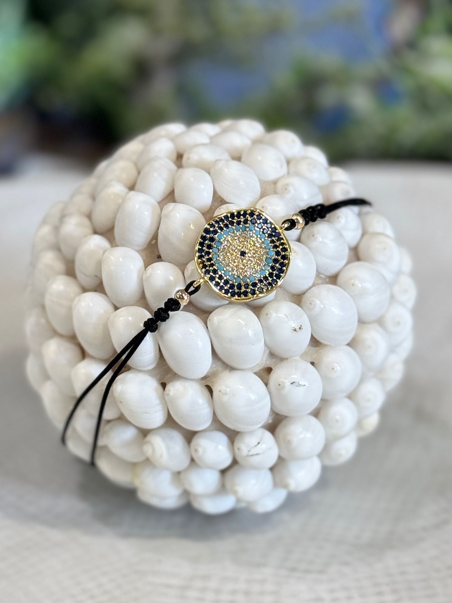 BRACCIALE FILO DI COTONE E PICCOLI ZIRCONI