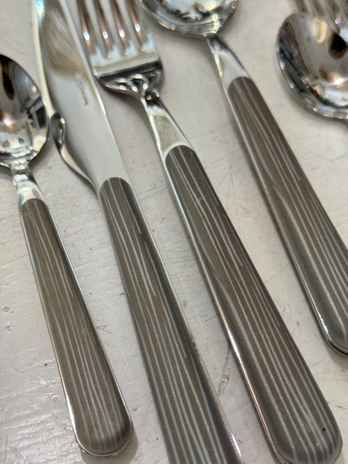 POSATE ZERO DECORATO