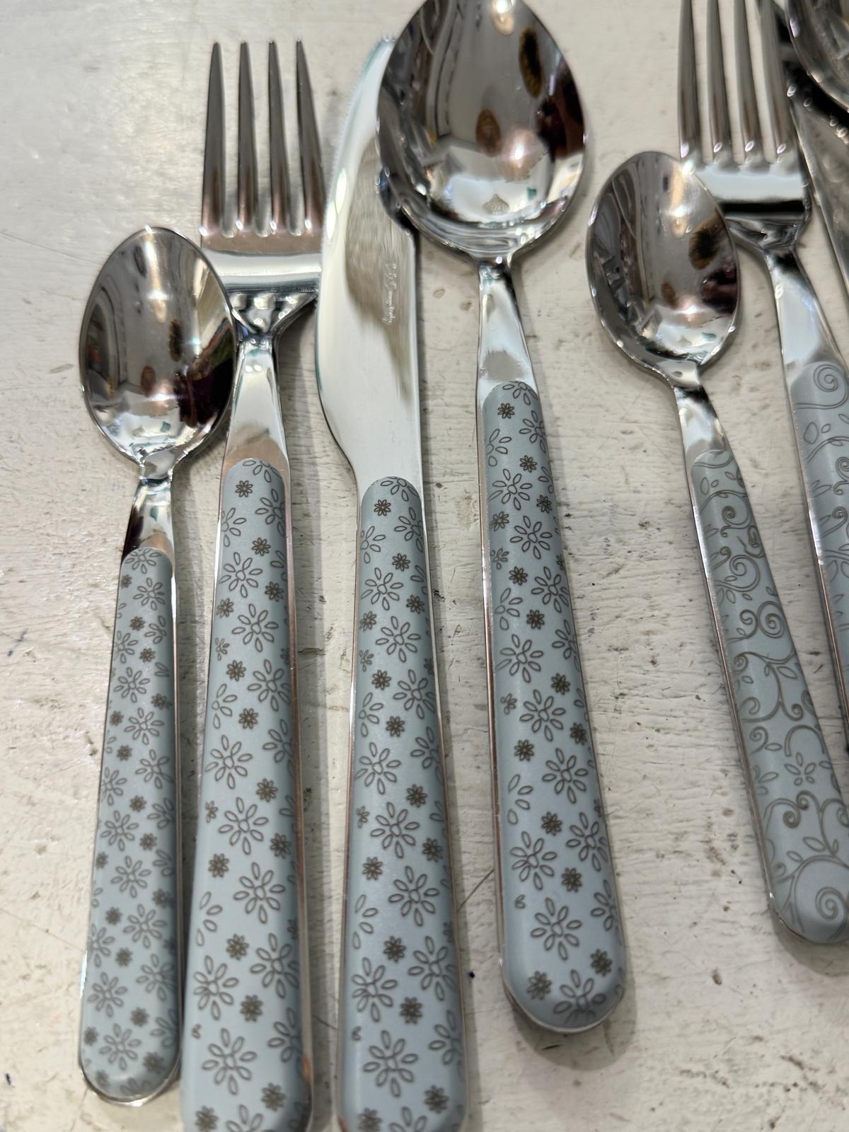 POSATE ZERO DECORATO