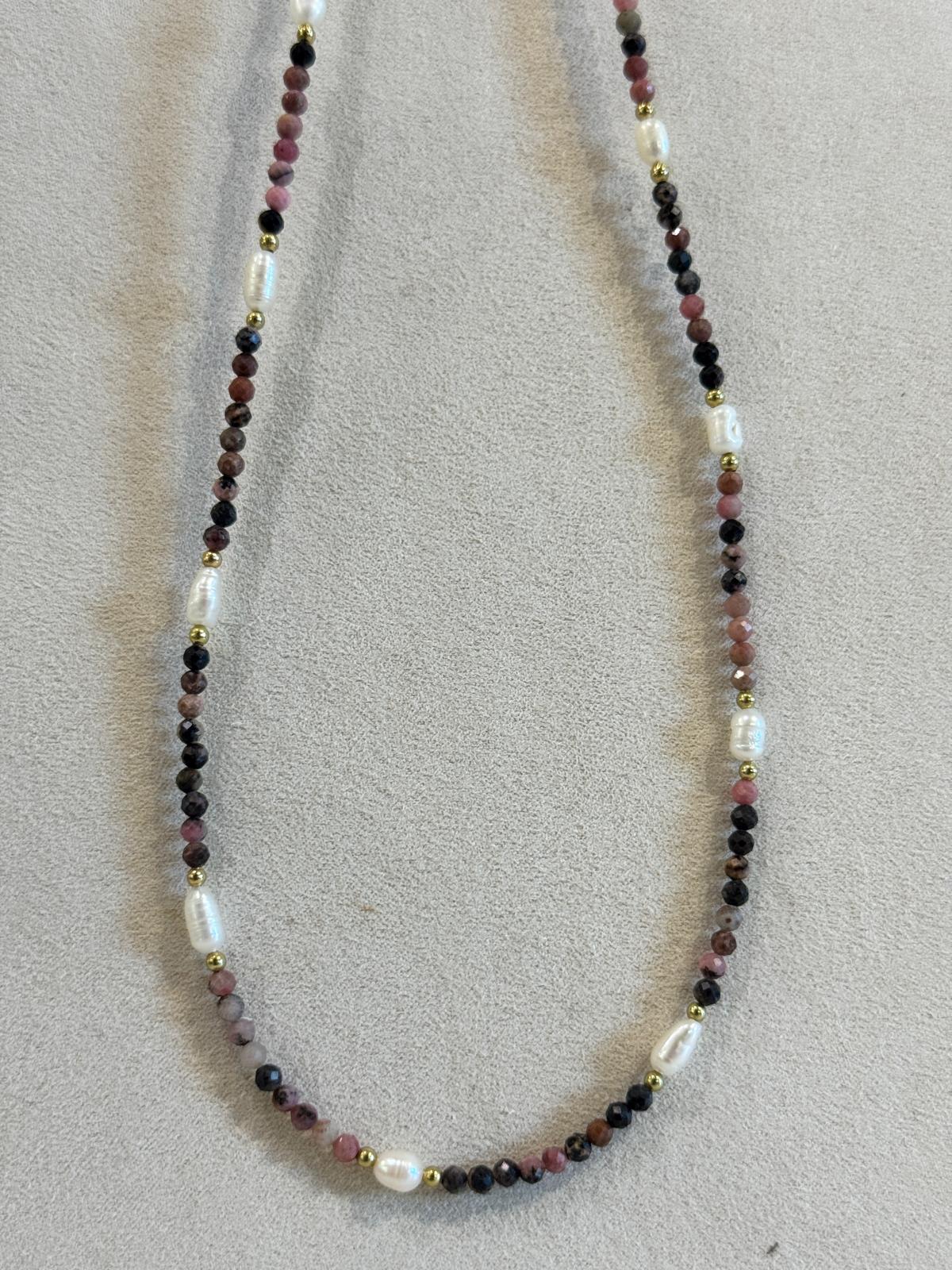 COLLANA MIX PIETRE DURE, PERLE, CRYSTAL E CONCHIGLIE