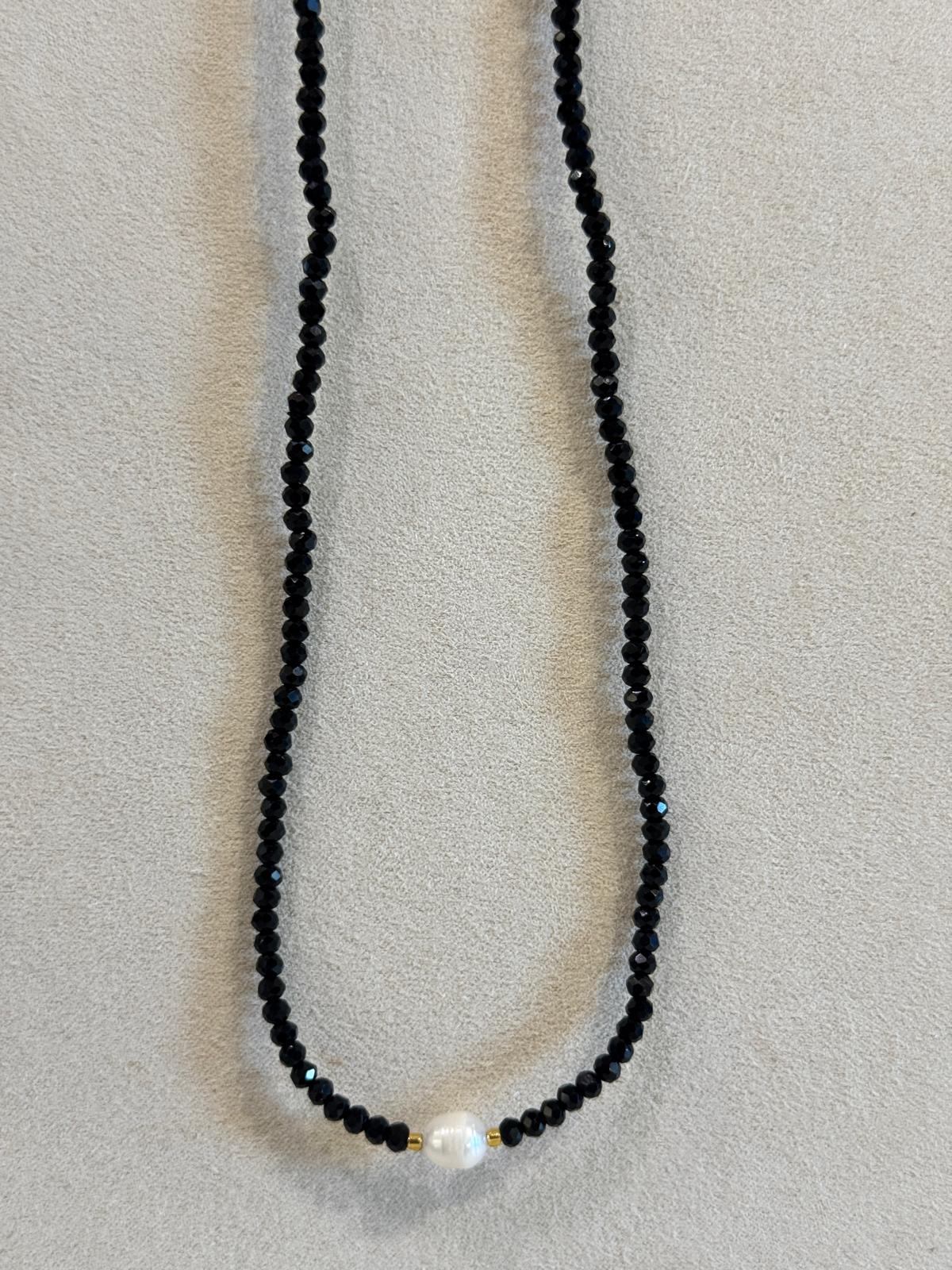 COLLANA MIX PIETRE DURE, PERLE, CRYSTAL E CONCHIGLIE