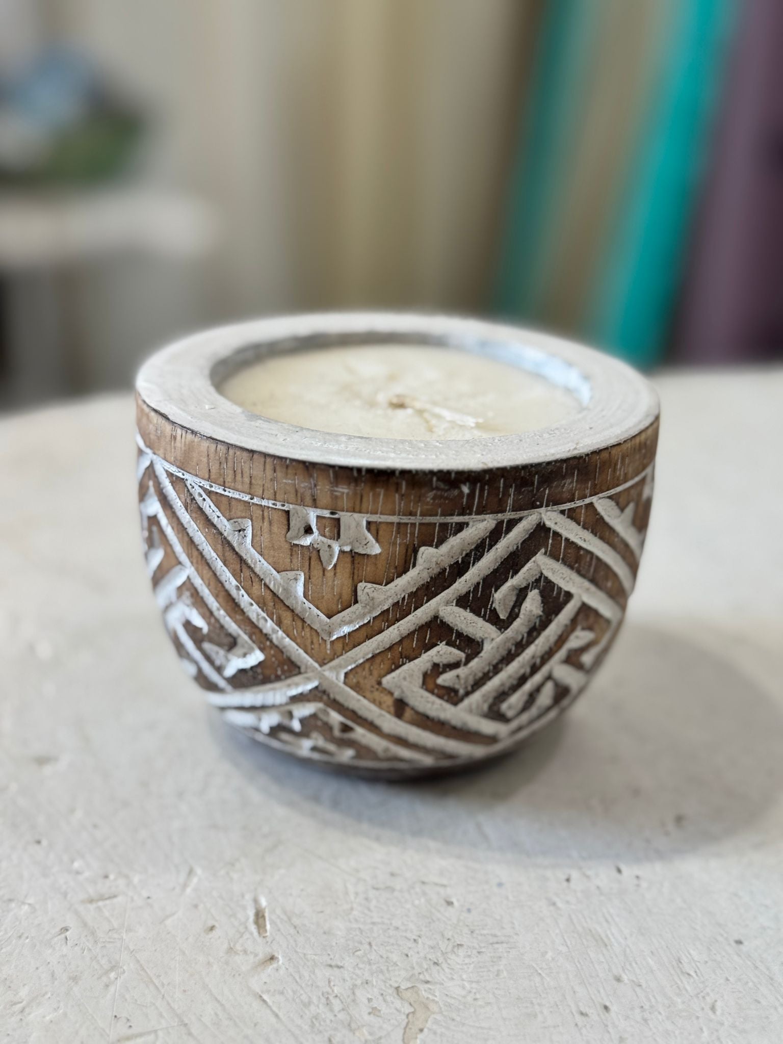 CANDELA LEGNO INTAGLIATO