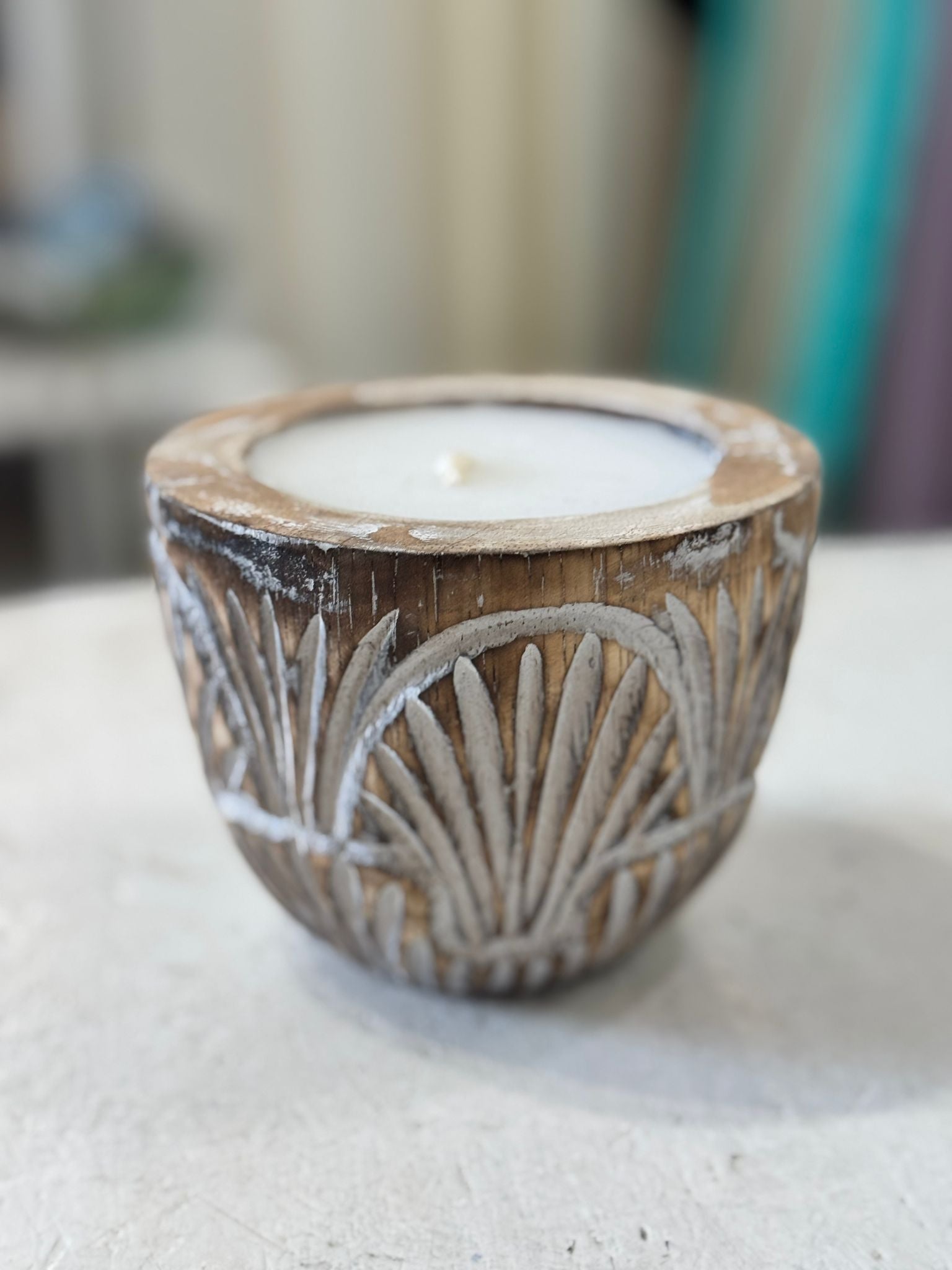 CANDELA LEGNO INTAGLIATO