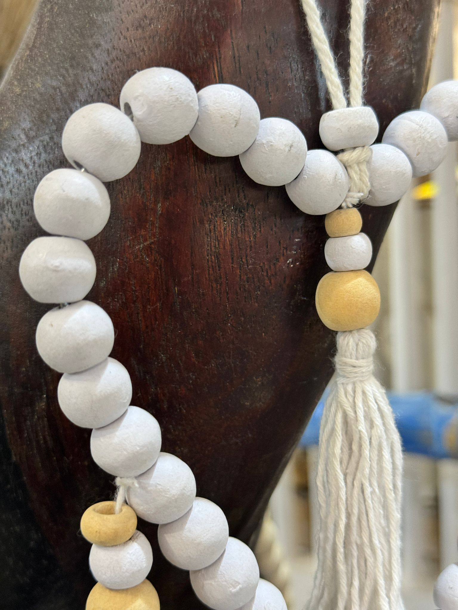 PENDENTE CUORE PALLINE LEGNO