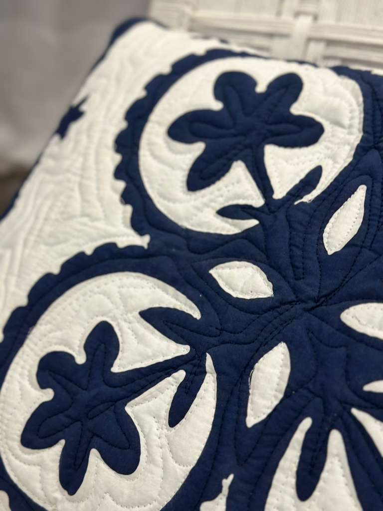 CUSCINO RICAMATO SCONTO 30%