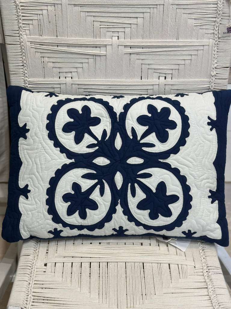 CUSCINO RICAMATO SCONTO 30%