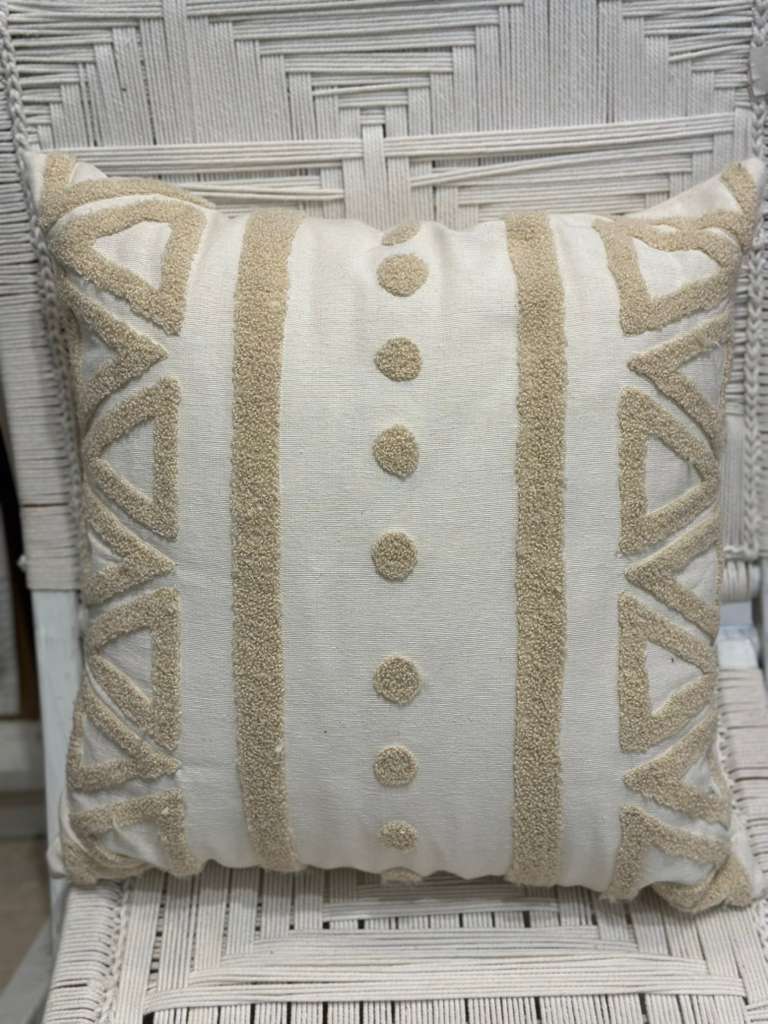 CUSCINO ECRÙ RICAMI