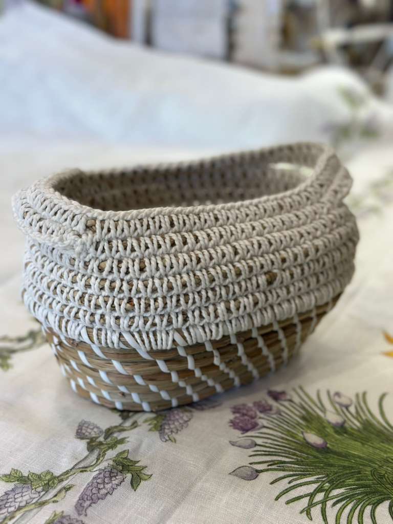 CESTINO OVALE PANDAN E MACRAMÈ