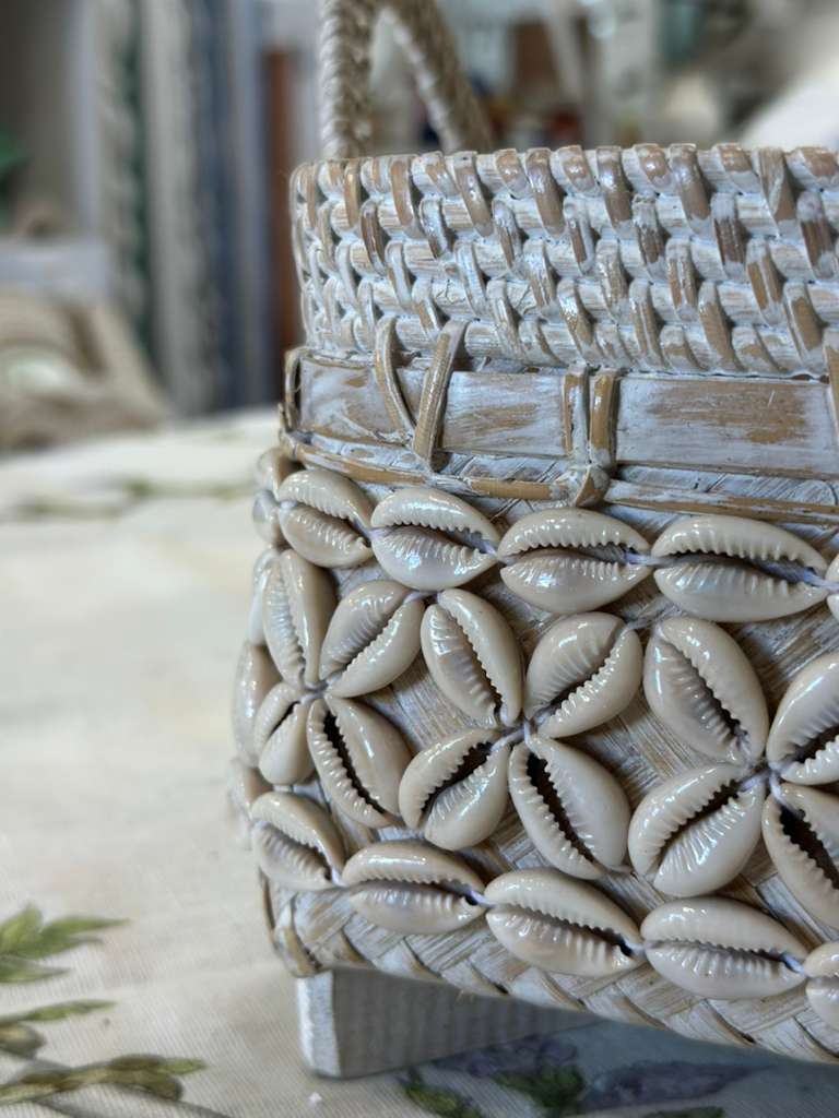 CESTINO QUADRATO CON CYPREE RATTAN E BAMBOO