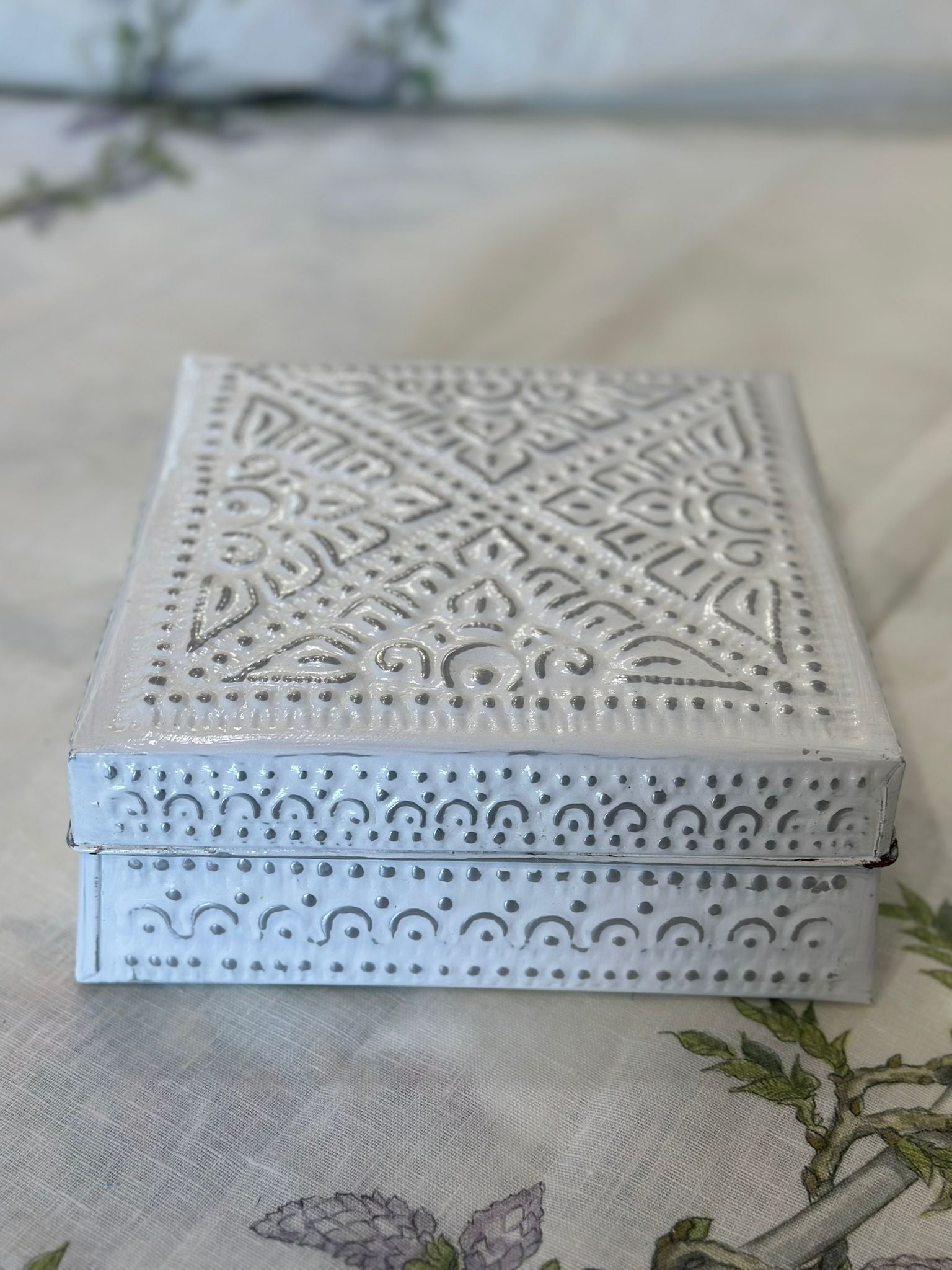 SCATOLA QUADRATA BASSA