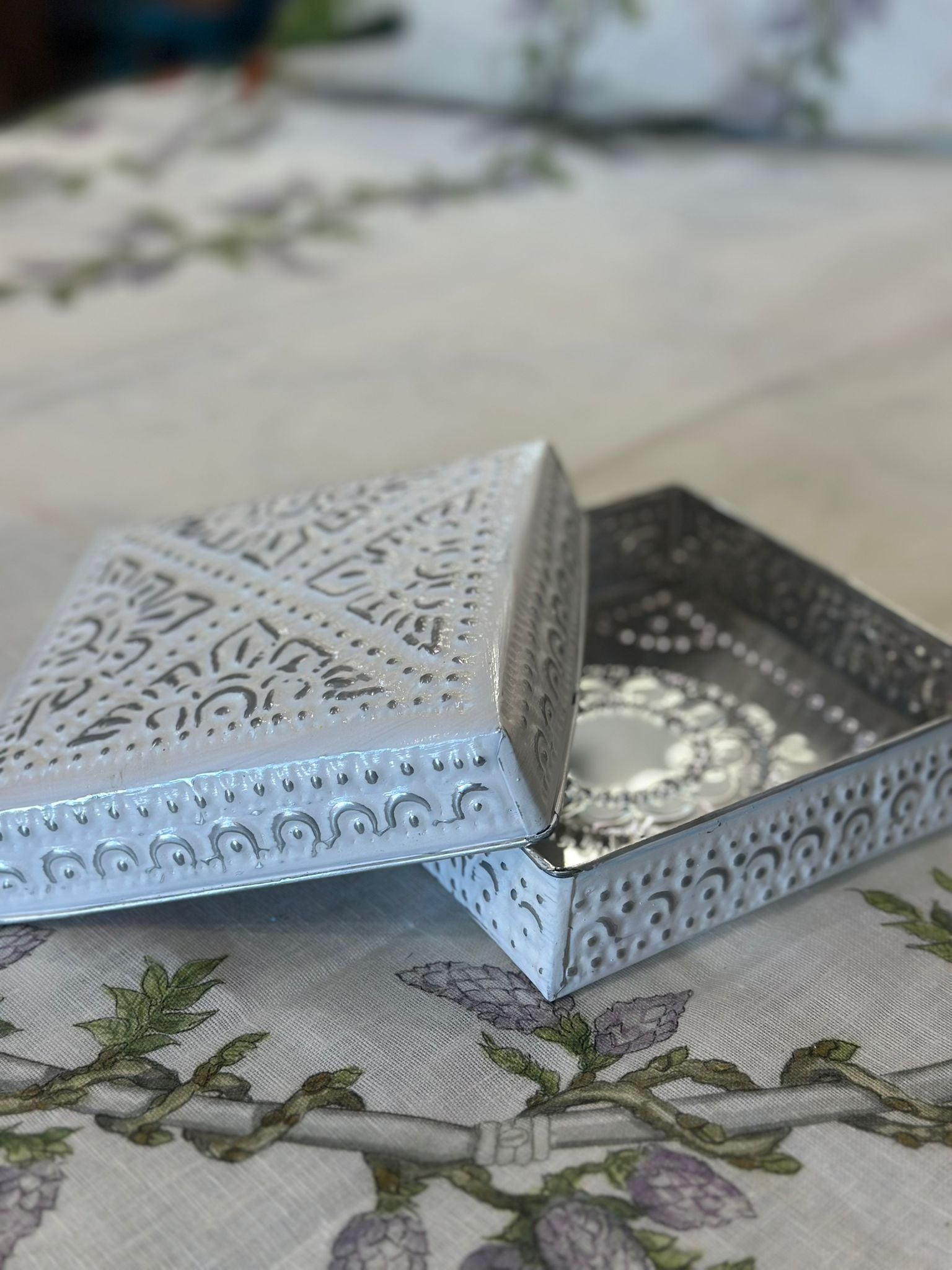 SCATOLA QUADRATA BASSA