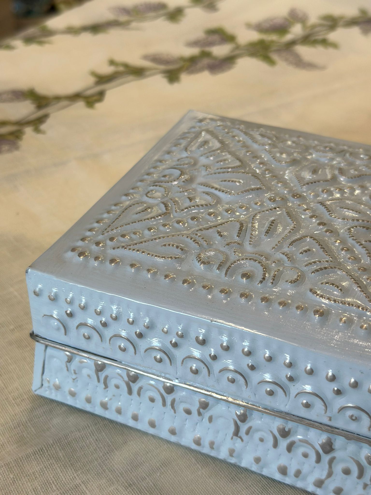 SCATOLA QUADRATA BASSA