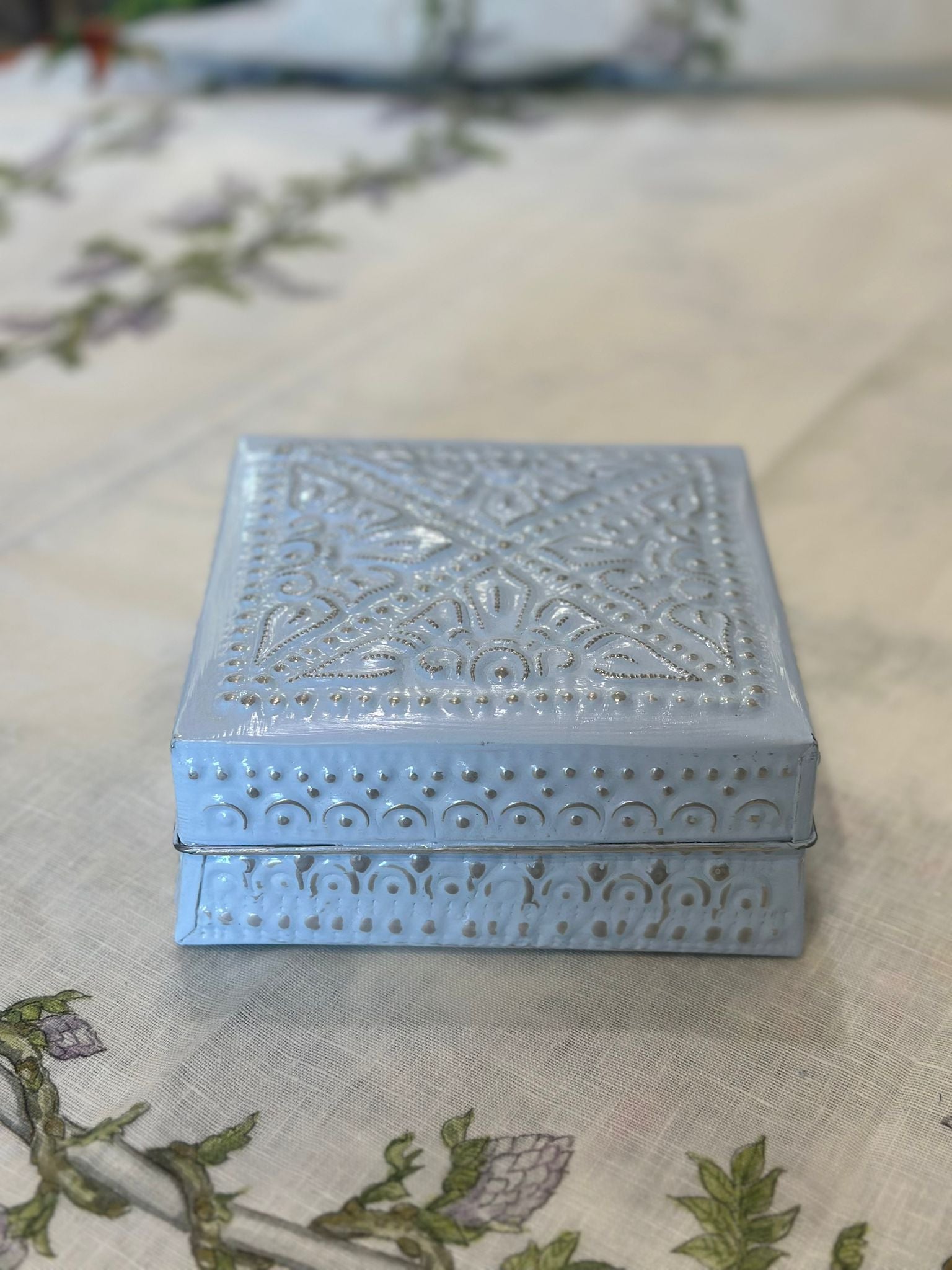 SCATOLA QUADRATA BASSA