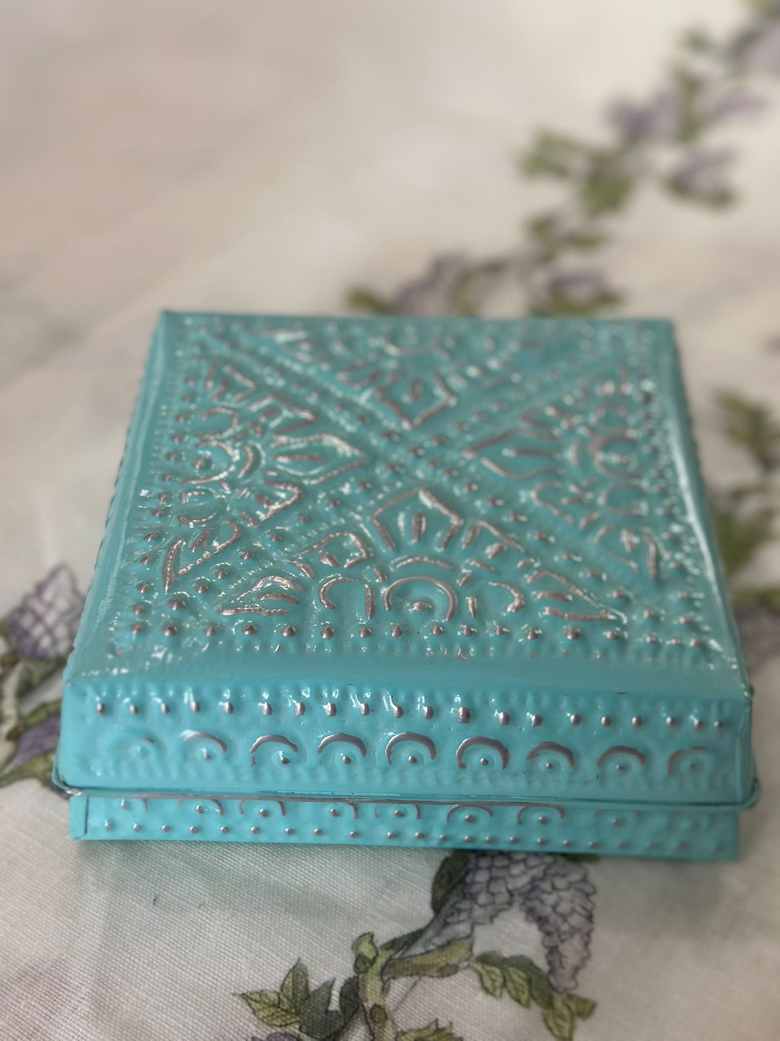 SCATOLA QUADRATA BASSA