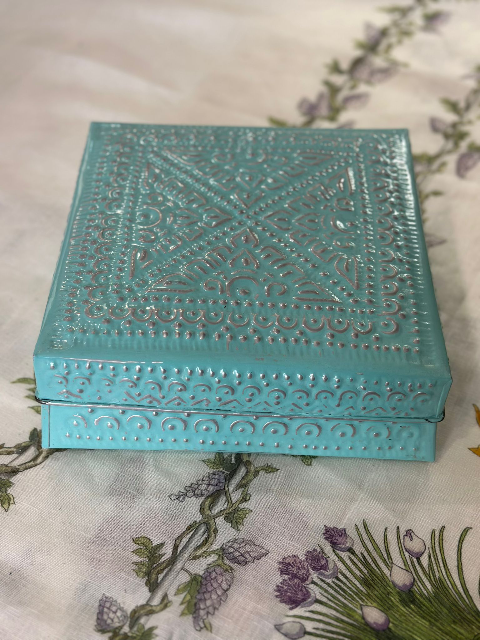 SCATOLA QUADRATA BASSA