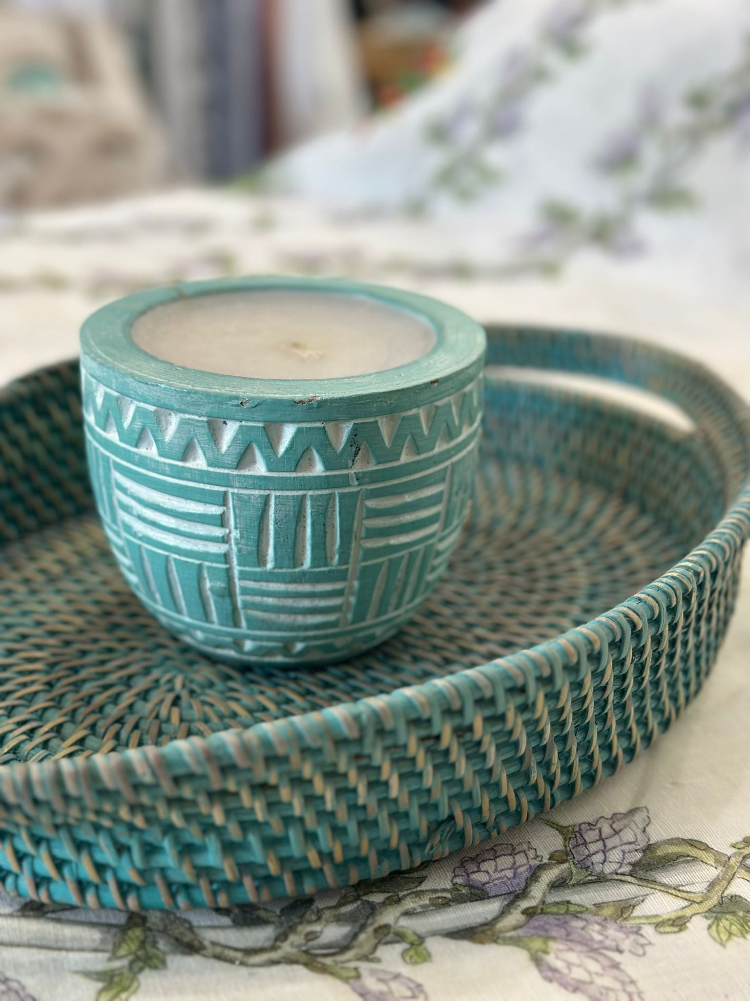 VASSOIO OVALE CON MANICO ESTERNO RATTAN