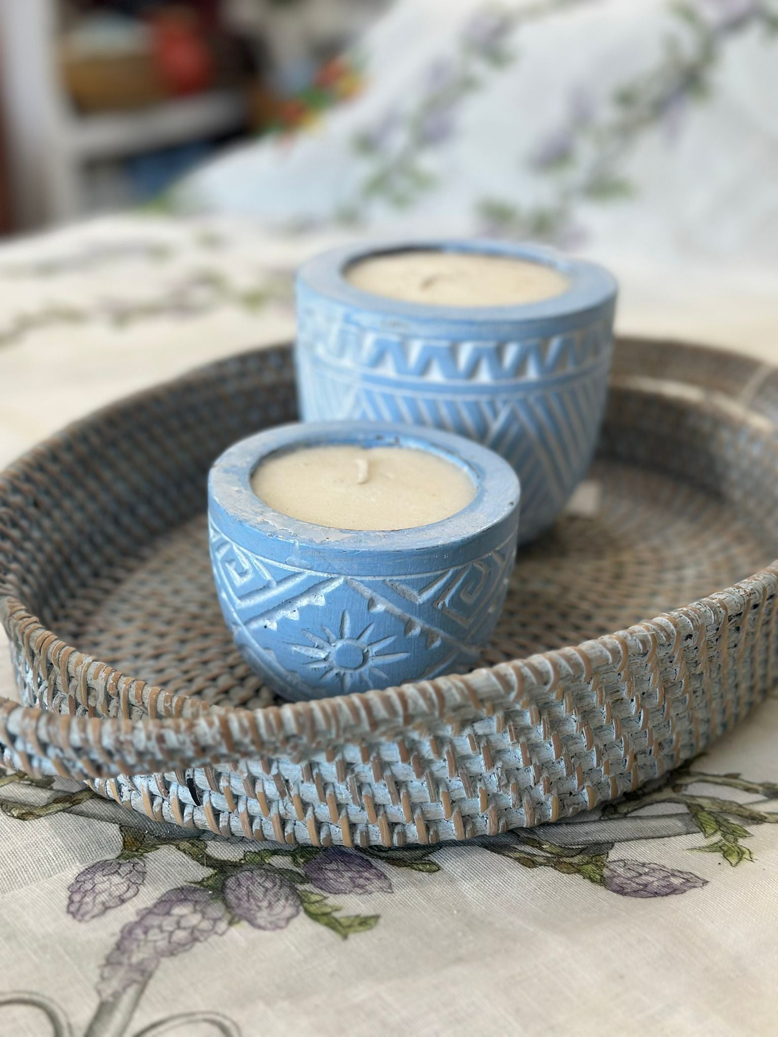 VASSOIO OVALE CON MANICO ESTERNO RATTAN