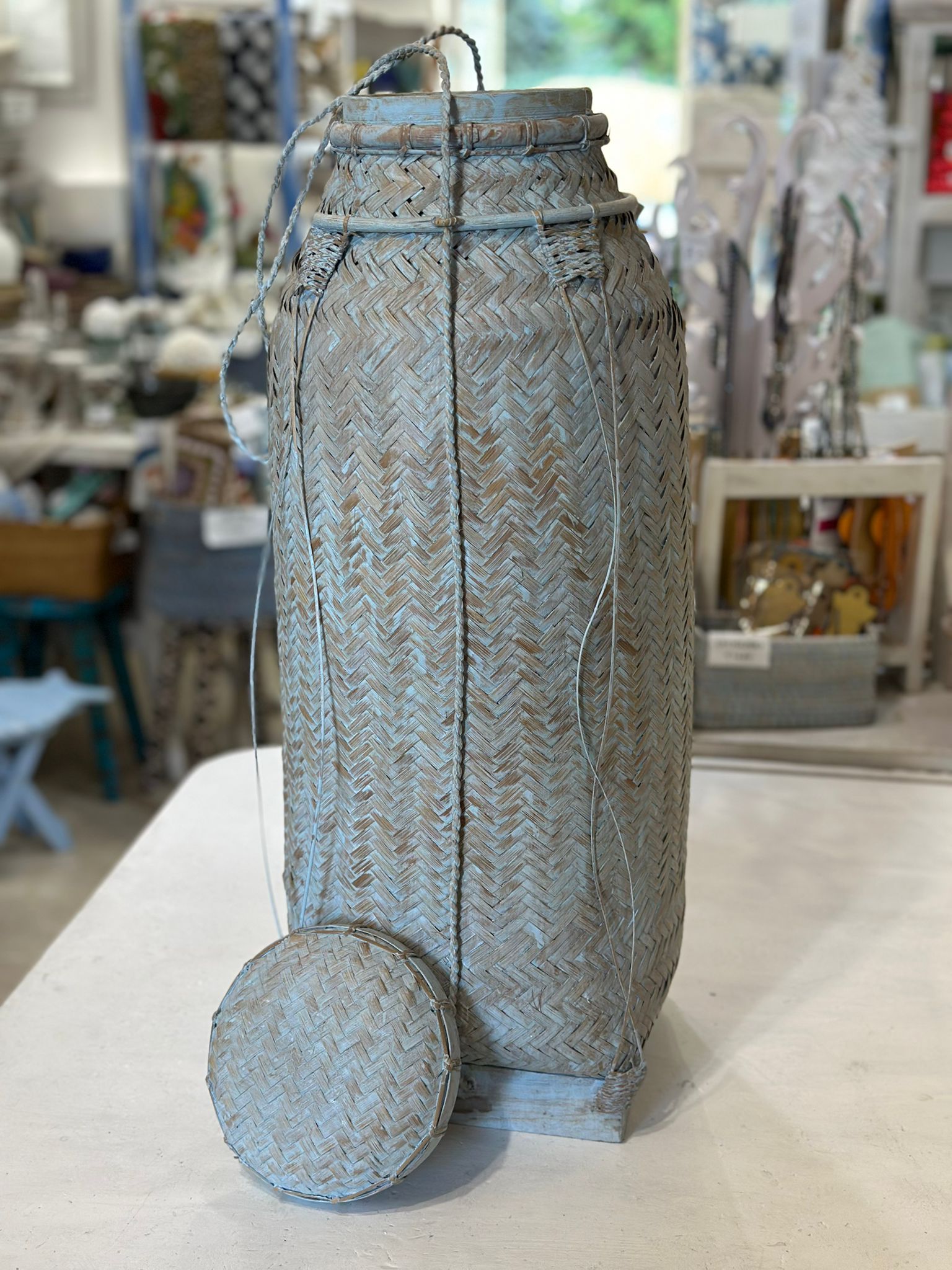 VASO DECORATIVO CON COPERCHIO RATTAN E BAMBOO