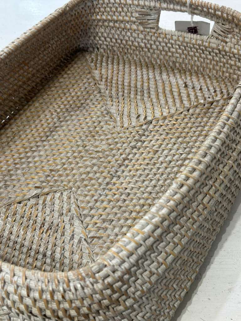 VASSOIO ALTO RETTANGOLARE STONDATO