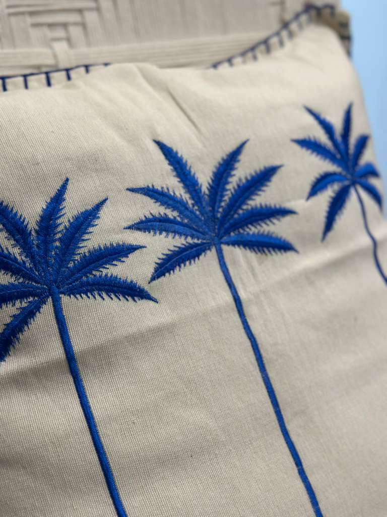 CUSCINO ECRÙ PALMA BLU ACCESO