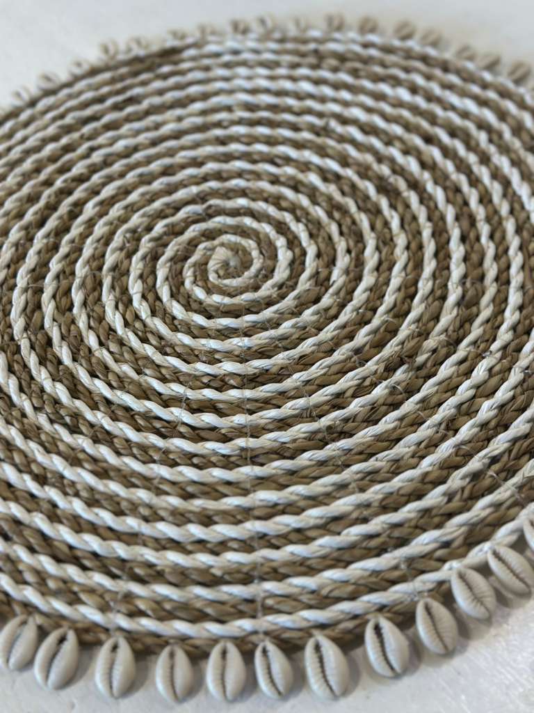 PLACEMAT TONDO GIUNCO CON CYPREE