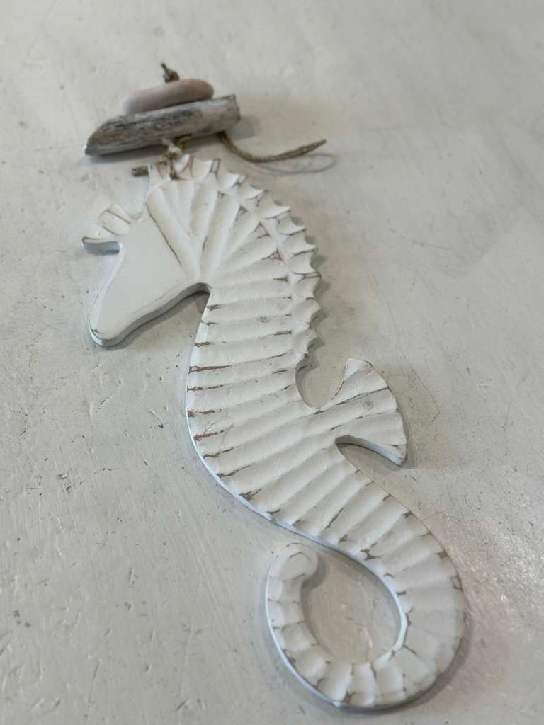 PENDENTE CAVALLUCCIO MARINO LEGNO