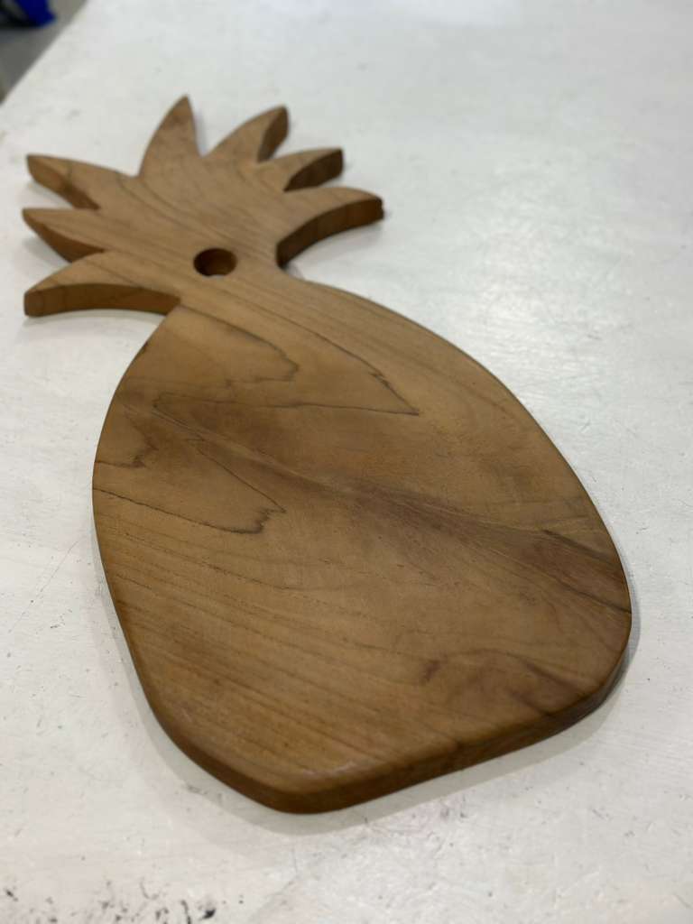 TAGLIERE ANANAS LEGNO SCONTO 50%
