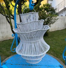 Carica l&#39;immagine nel visualizzatore di Gallery, LAMPADARIO 5 STRATI RATTAN
