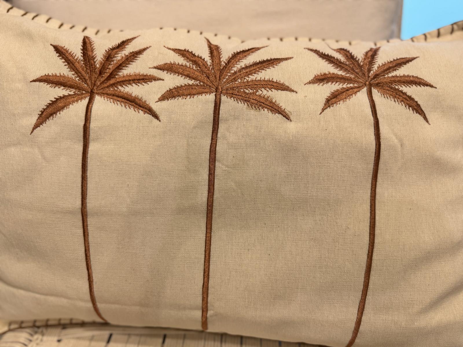 CUSCINO RETTANGOLARE ECRU 60X40 TRE PALME GOLD