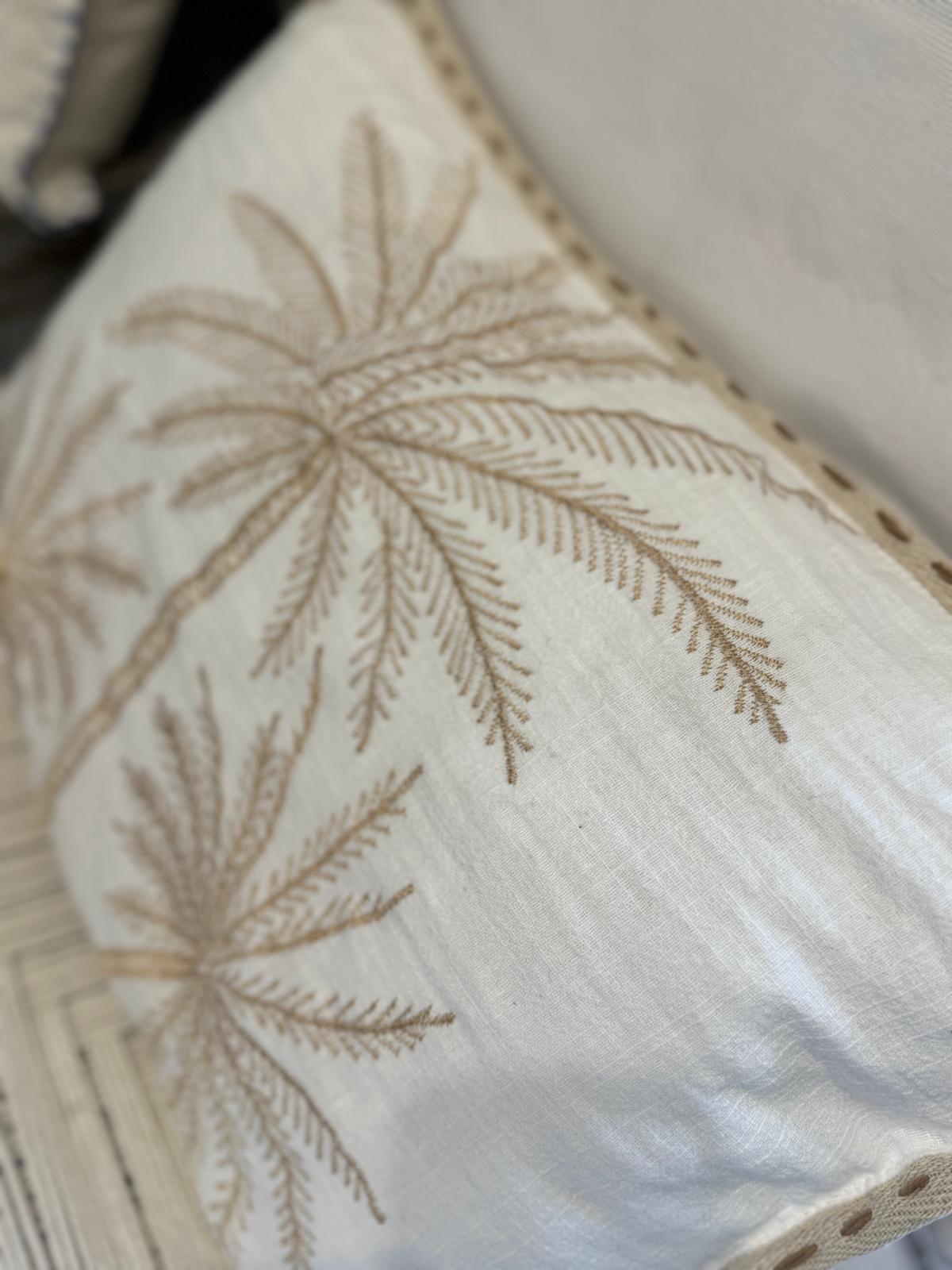 CUSCINO BIANCO RETTANGOLARE PICCOLO  TRE PALME STILIZZATE GOLD 30x50