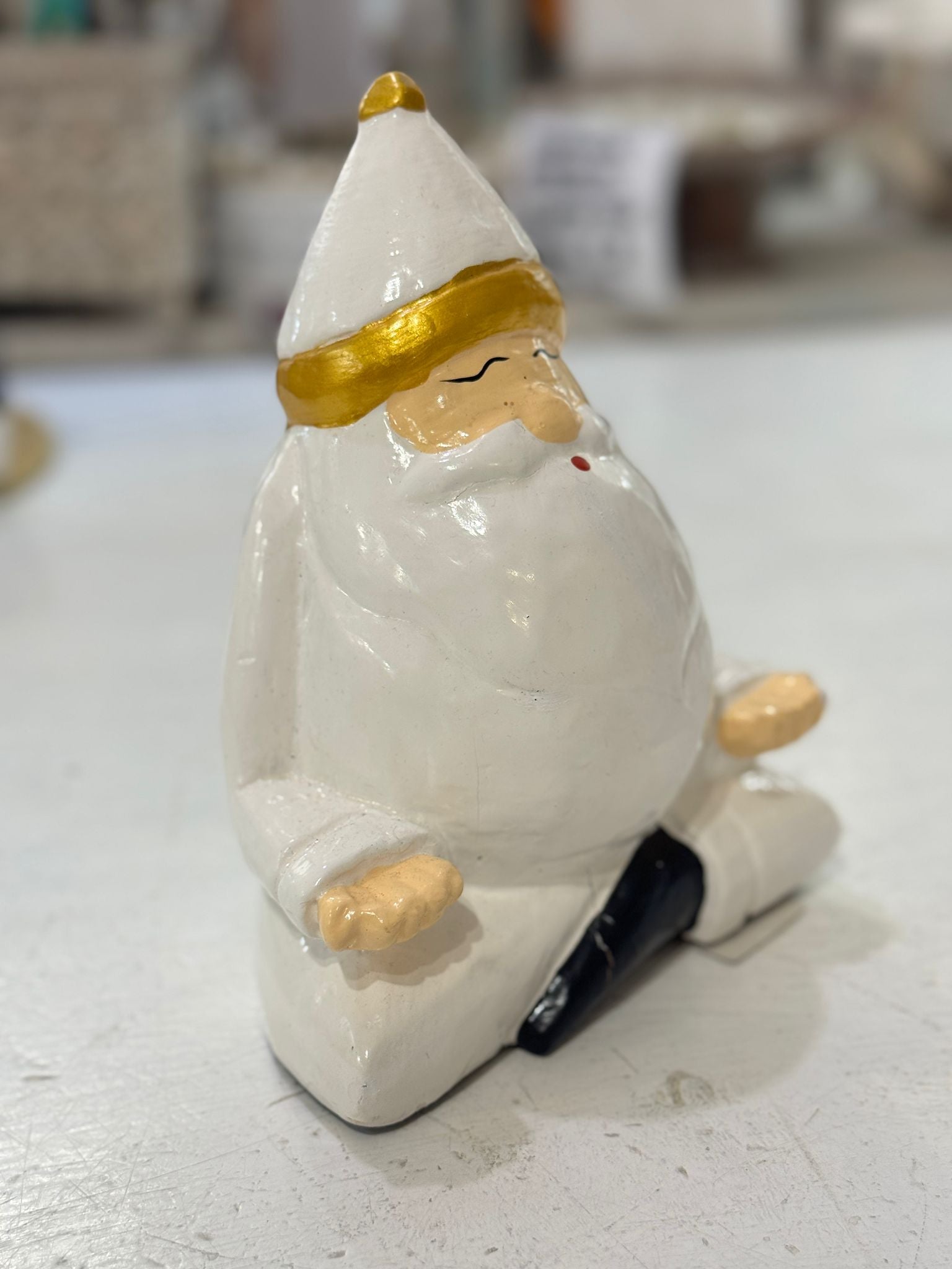 SANTA KLAUS SEDUTO YOGA