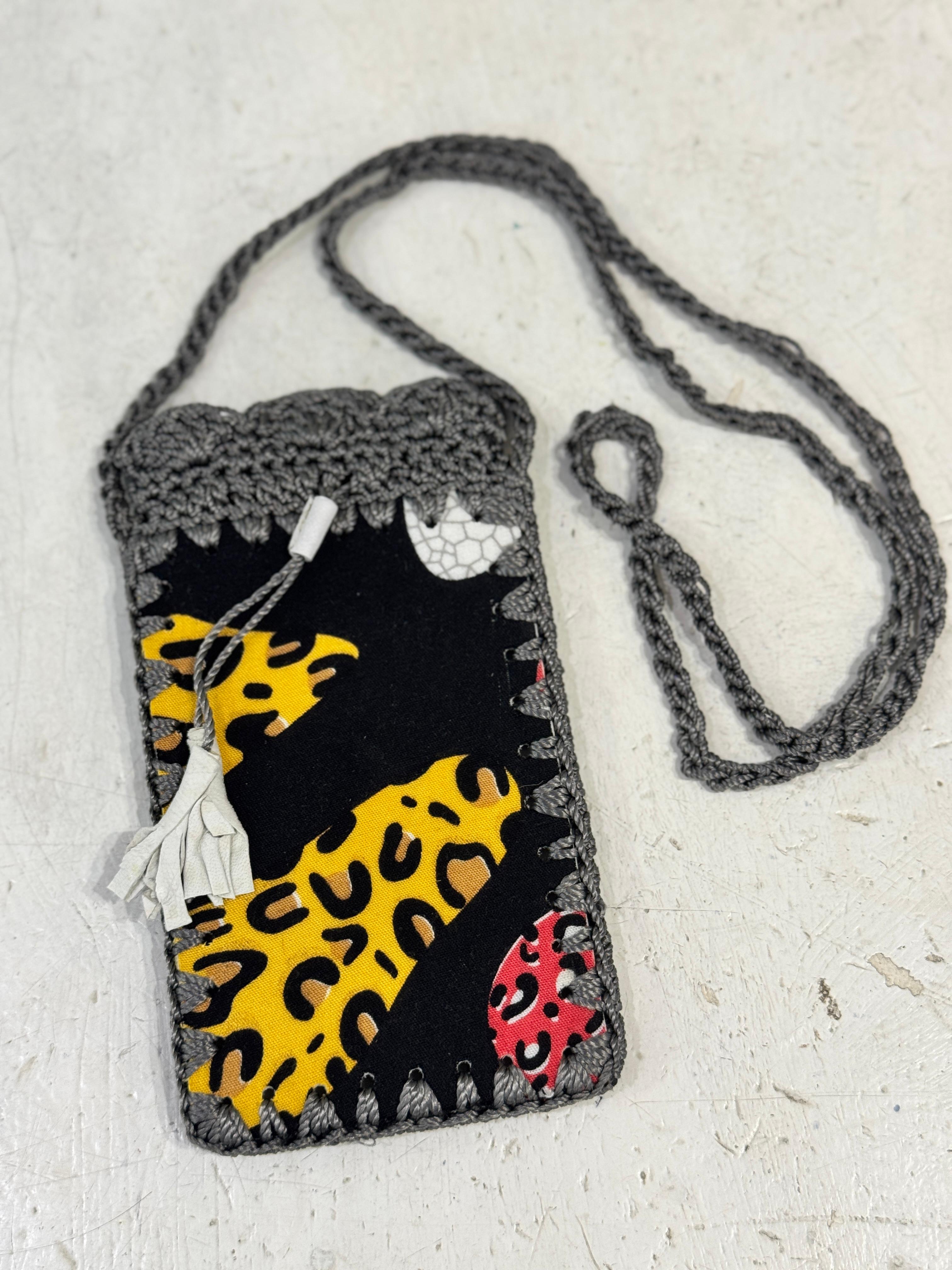 PORTATELEFONO CON TRACOLLA