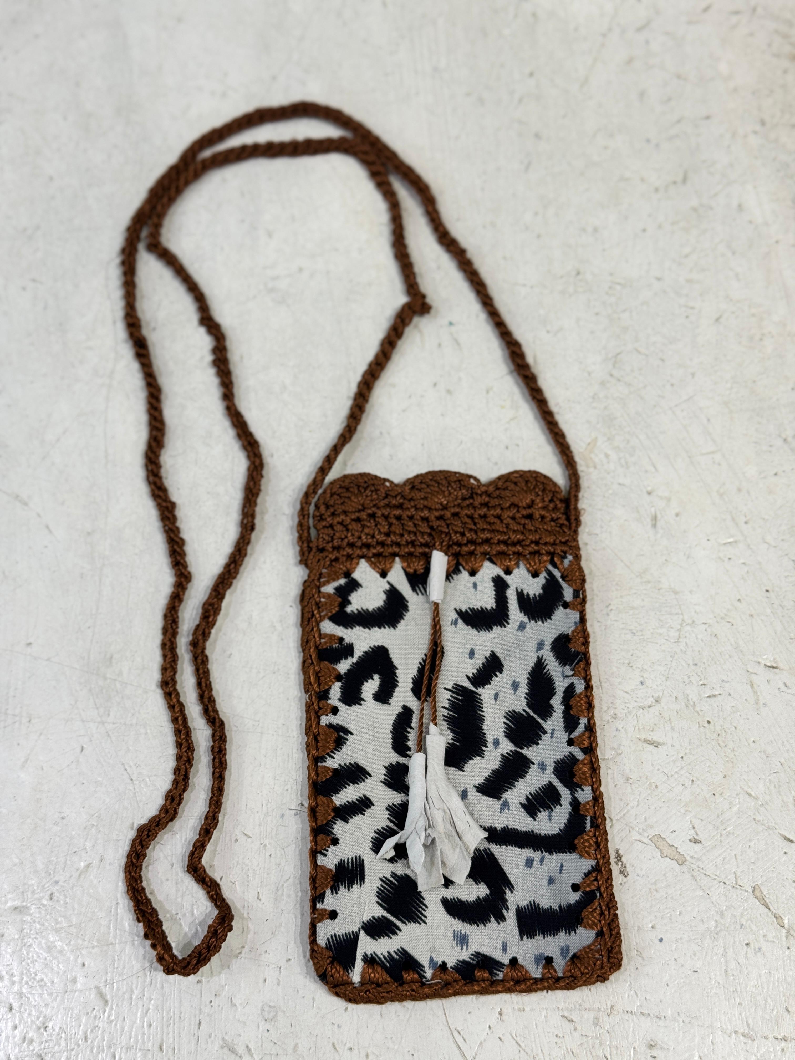 PORTATELEFONO CON TRACOLLA