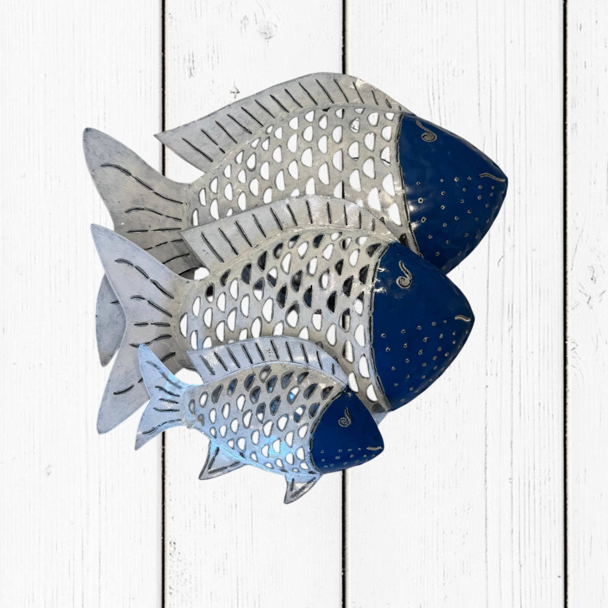 Pesce Decorativo in Ferro Battuto Blu Scuro e Bianco | Collezione Tropicale