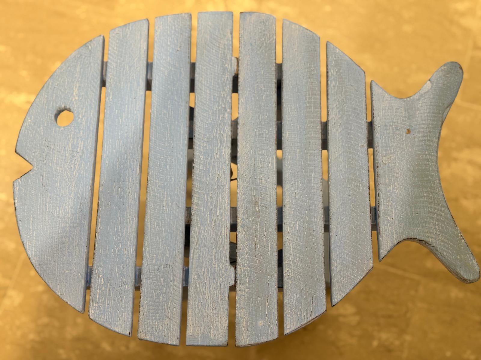 SGABELLO PESCE PICCOLO