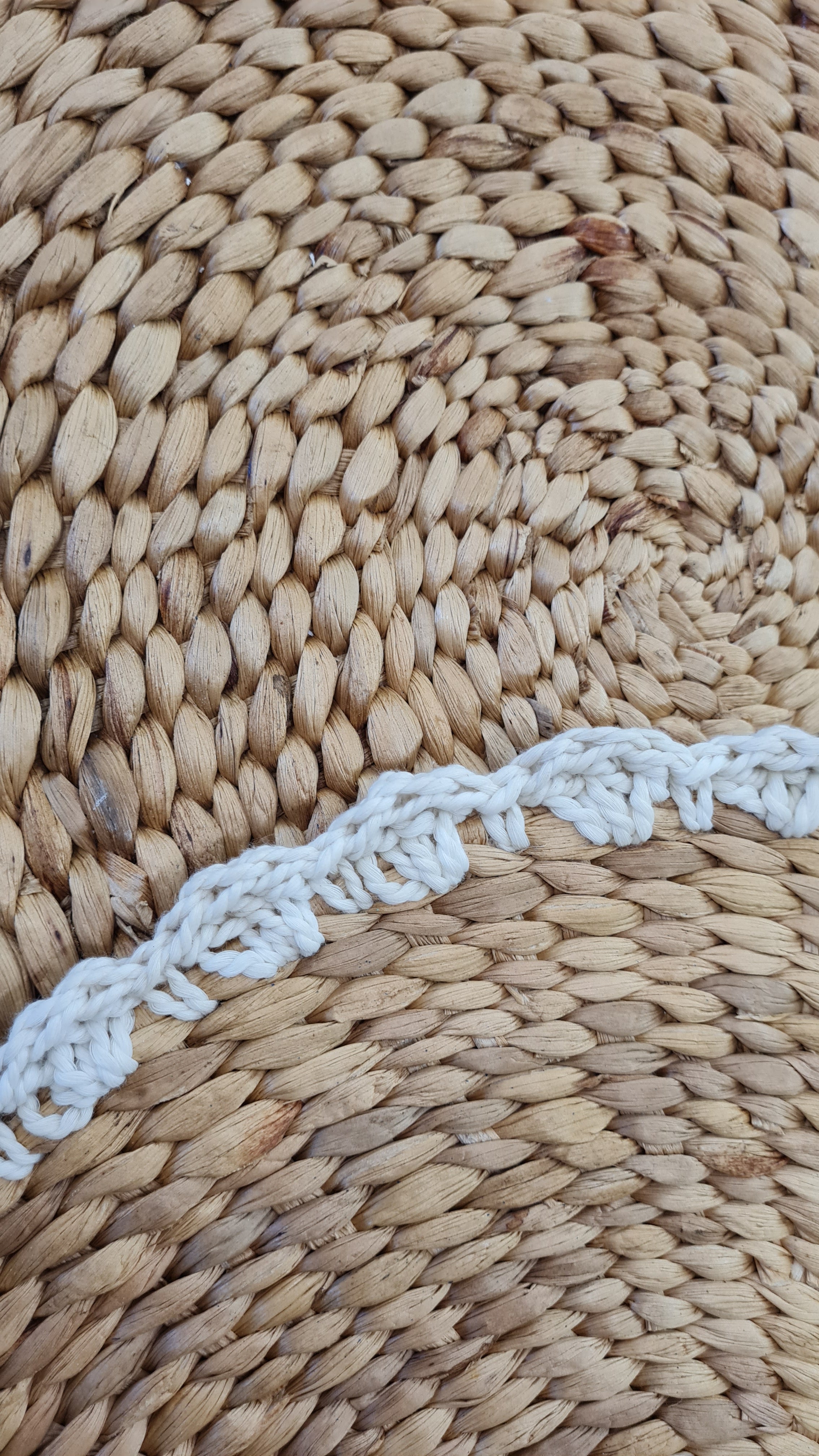 Placemat tondo giacinto e macramé